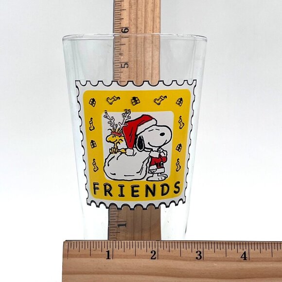 Peanuts Snoopy Woodstock Friends Christmas Pint Glass 2012 Collectible USA Made - Picture 6 of 11